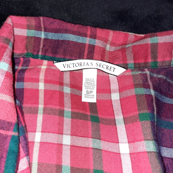 Vs Matching Flannel Pjs 😍 - Picture 3 of 10